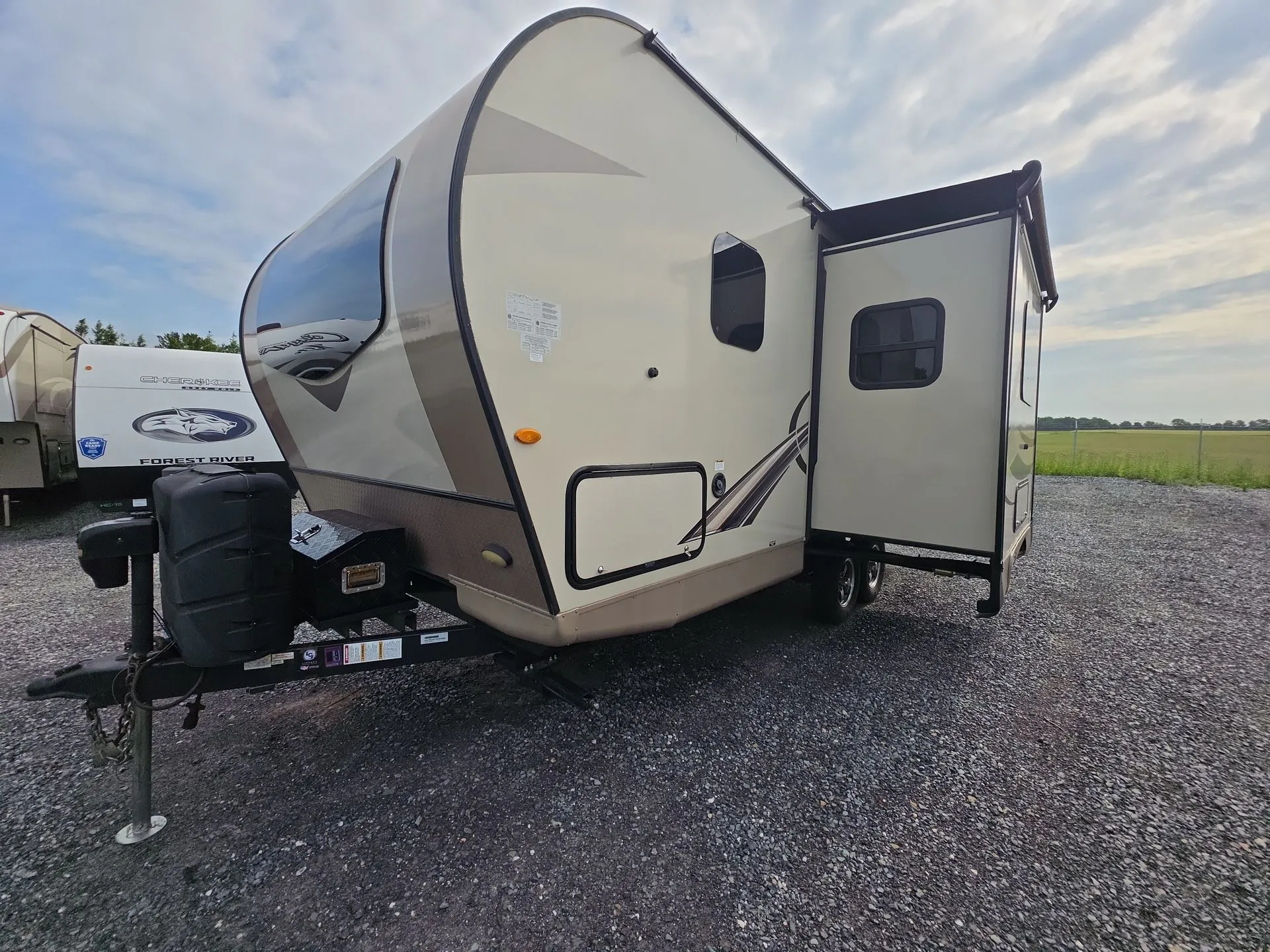 2019 Forest River Rockwood Mini Lite 2104S - Photo 3