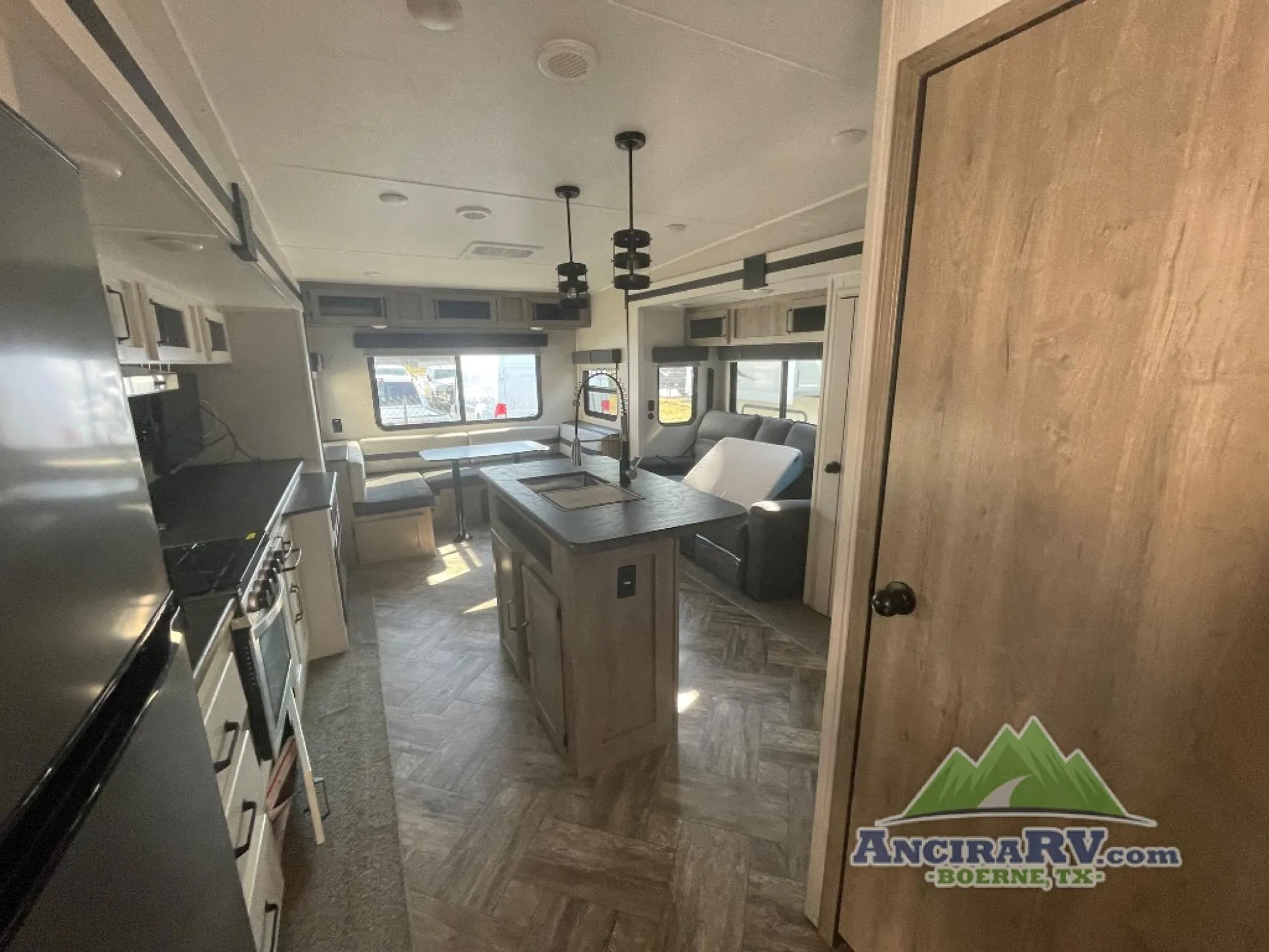 2023 Palomino Puma 315BHTS - Photo 4