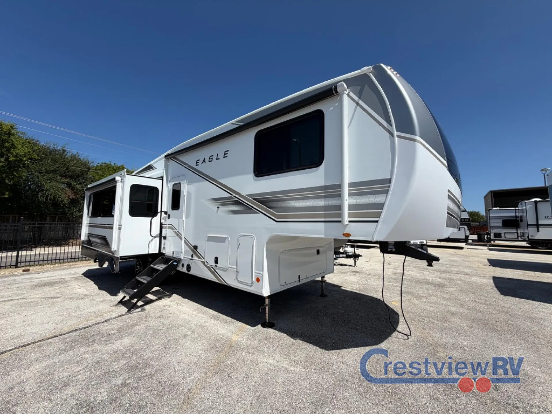 2027 Jayco Eagle 31RLT - Photo 3