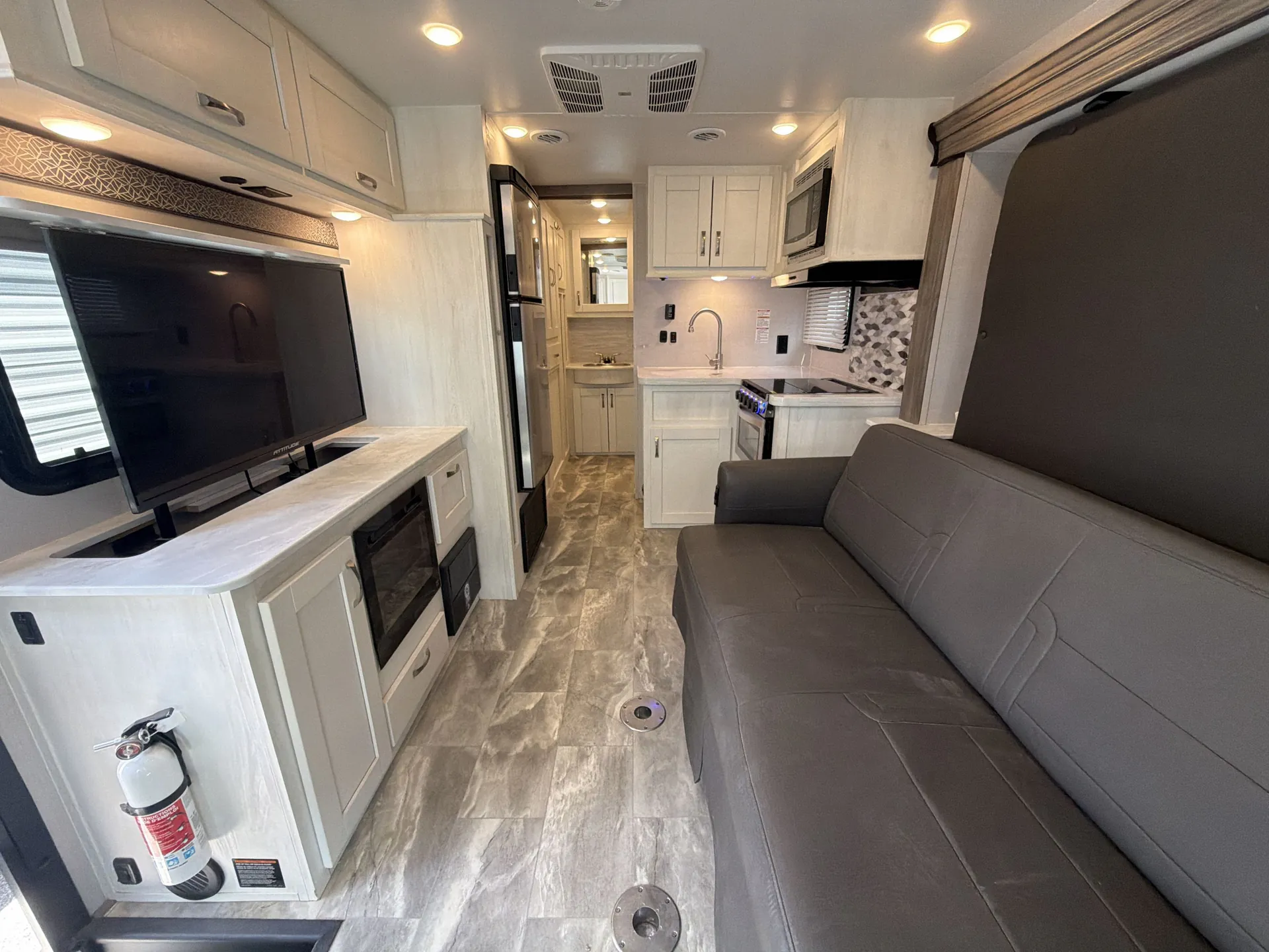 2024 Gulf Stream BTouring Cruiser 5240 — living area main