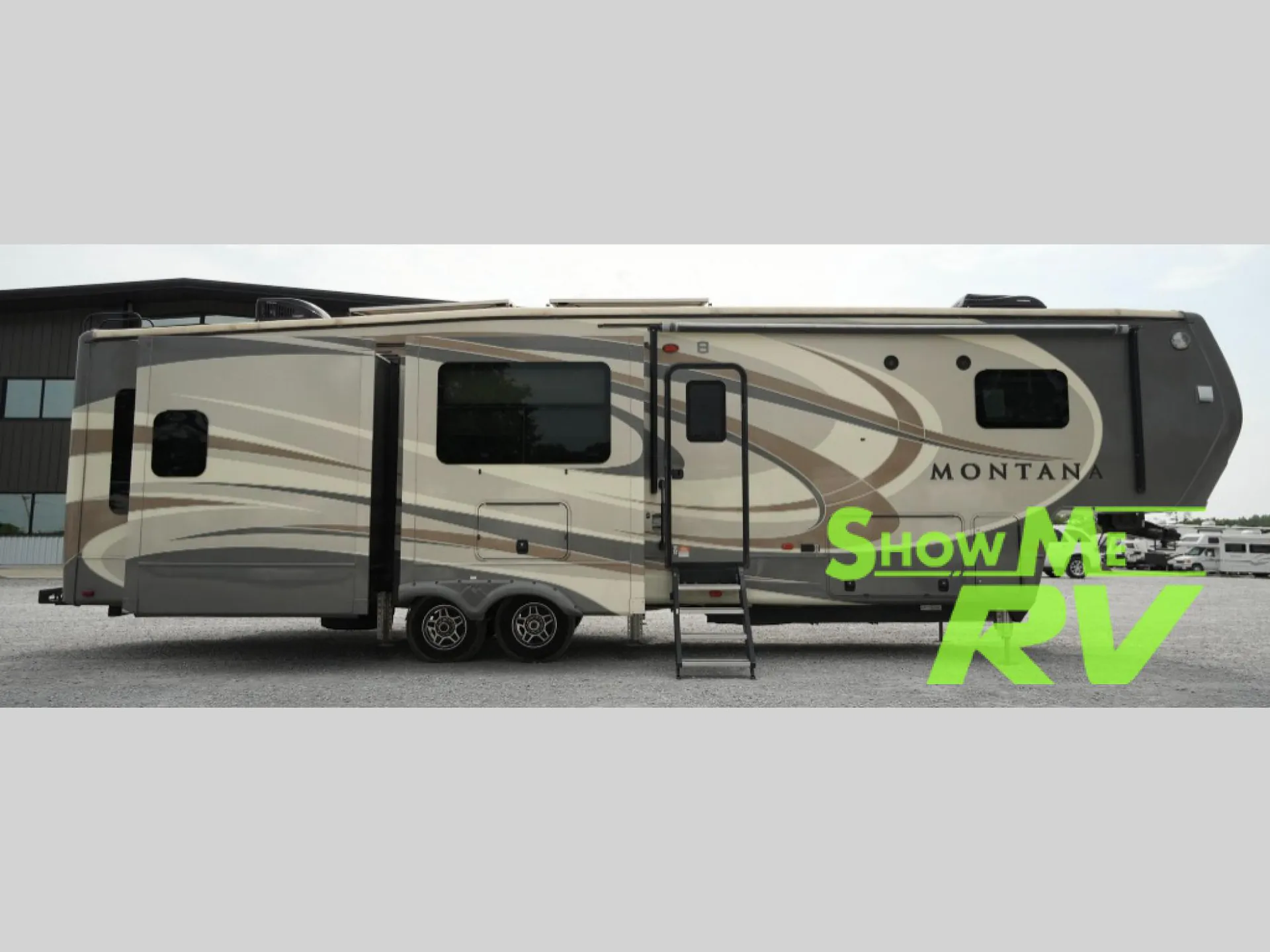 2018 Keystone Montana 3560RL - Photo 3