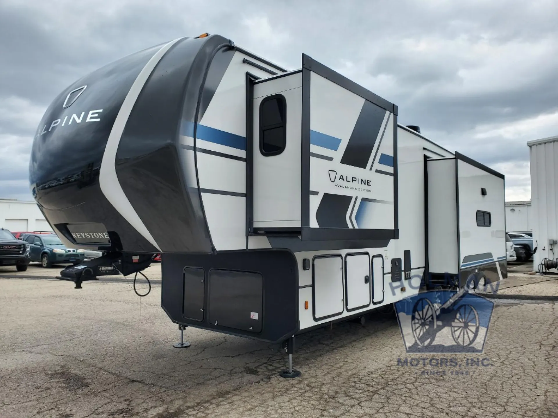 2026 Keystone Alpine Avalanche Edition 321RL - Photo 4
