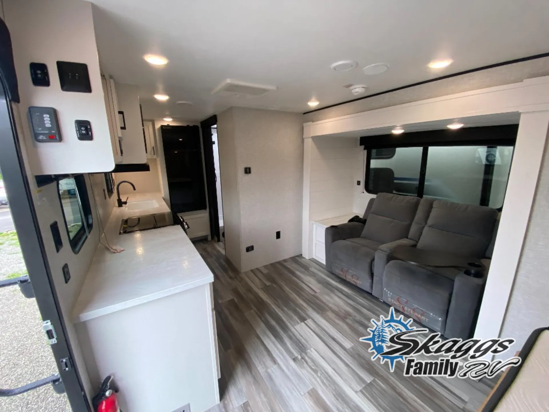 2025 Jayco Jay Flight SLX 200MKS - Photo 3