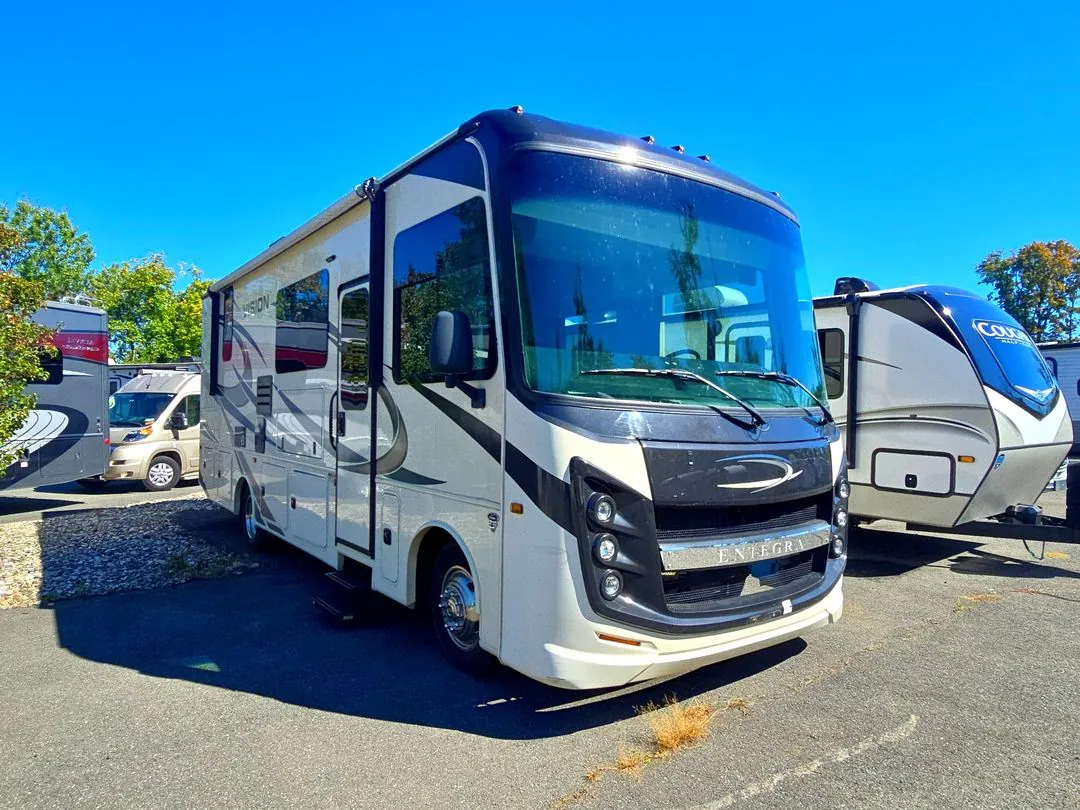 2022 Entegra Coach Vision 27A - Photo 2