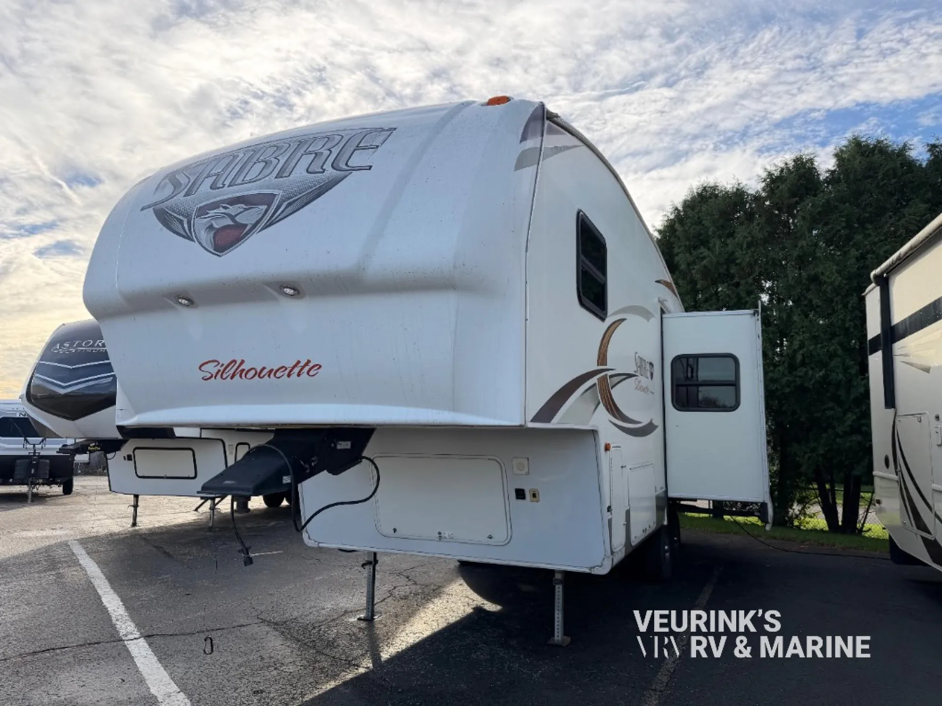 2010 Palomino Sabre Silhouette 250 RLUD - Photo 3