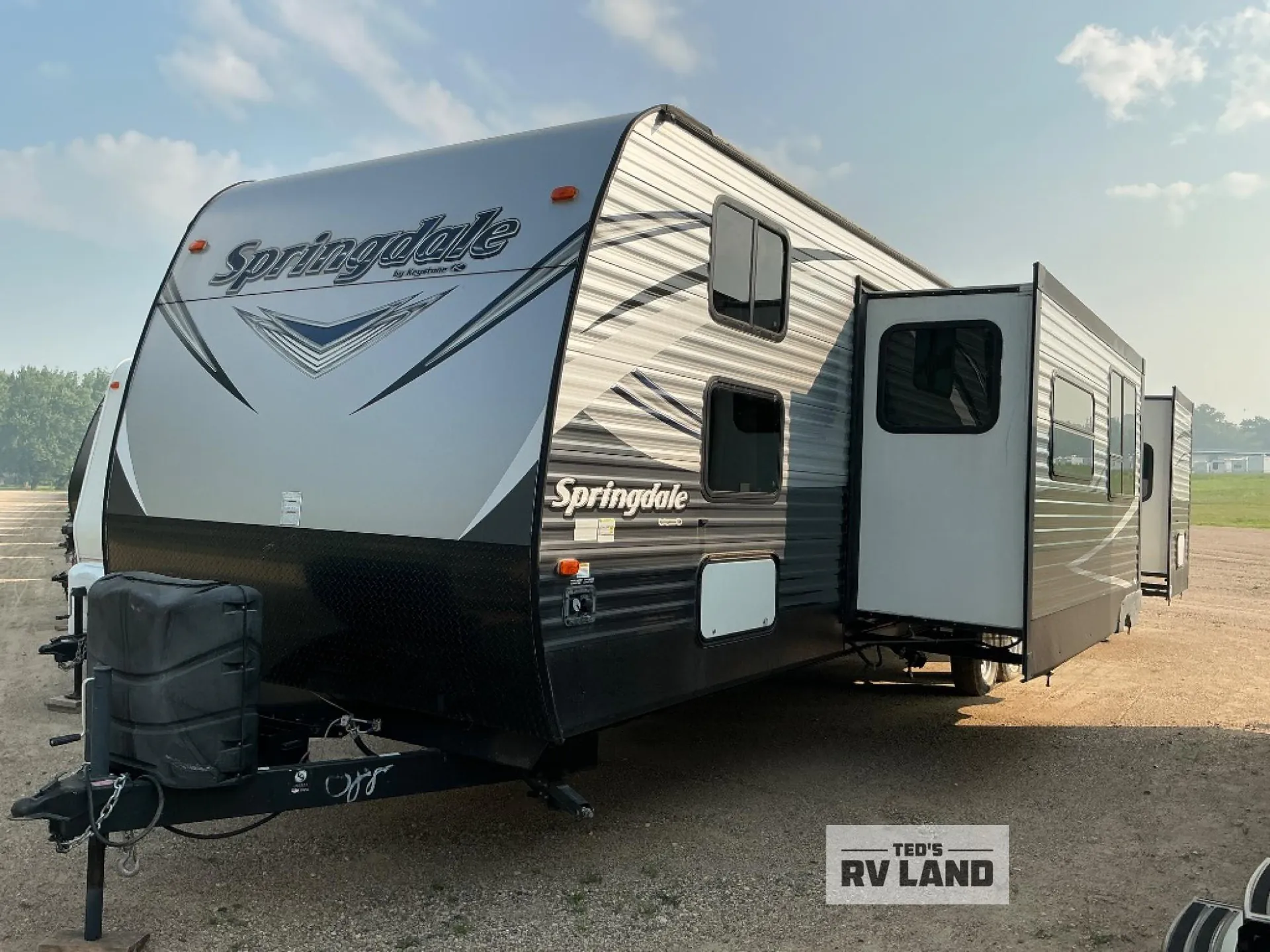 2018 Keystone Springdale 38BH - Photo 3