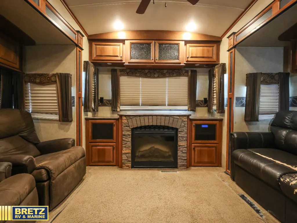 2014 Jayco Eagle Premier 361REQS - Photo 4