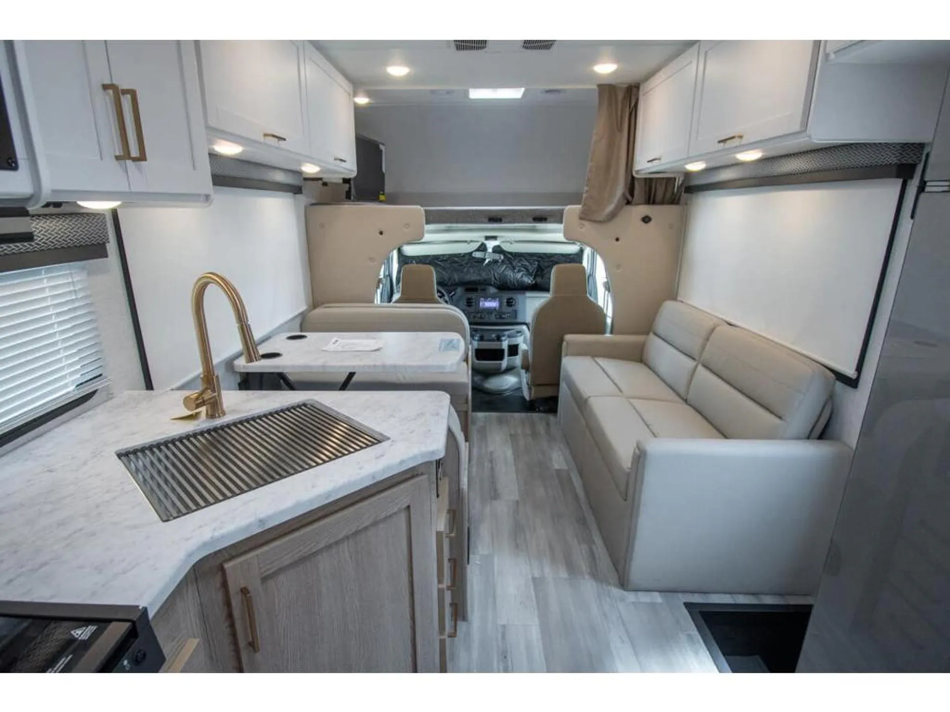 2026 Thor Motor Coach Four Winds 28G - Photo 3