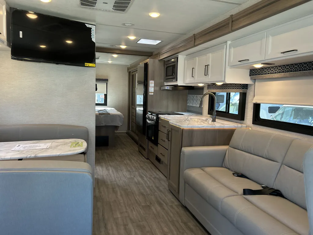 2026 Thor Motor Coach Freedom Traveler A29, Photos photo 2