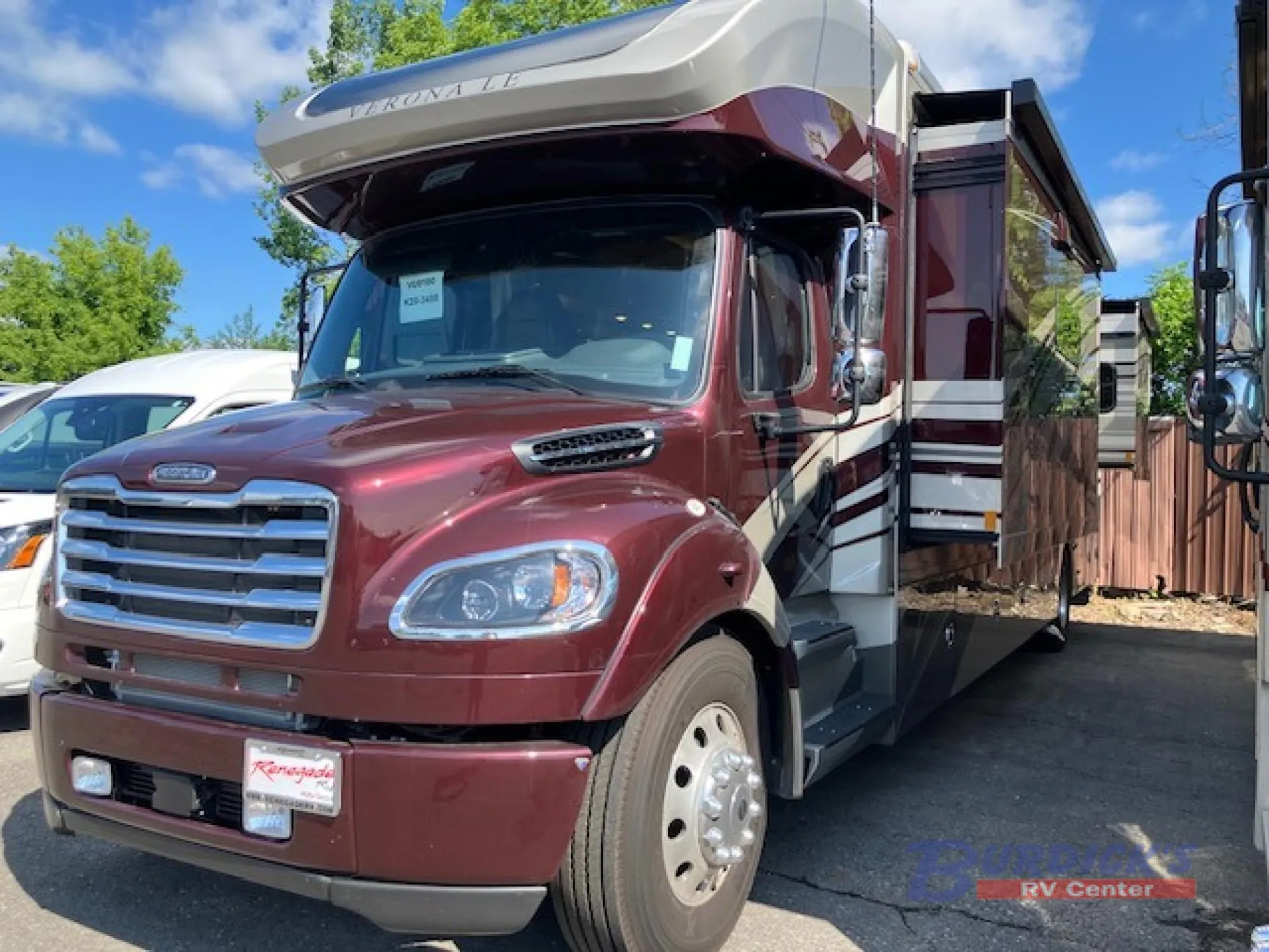 2026 Renegade RV Verona LE 40LRB - Photo 3