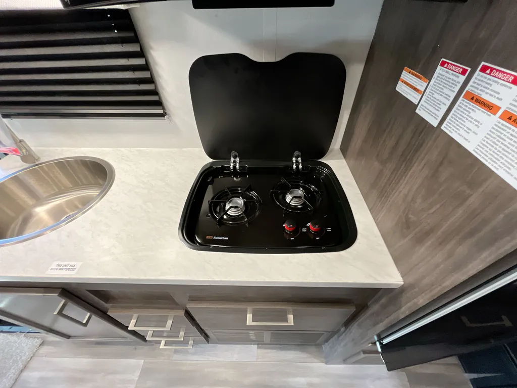 2026 Jayco Redhawk SE 22EF, Photos photo 9