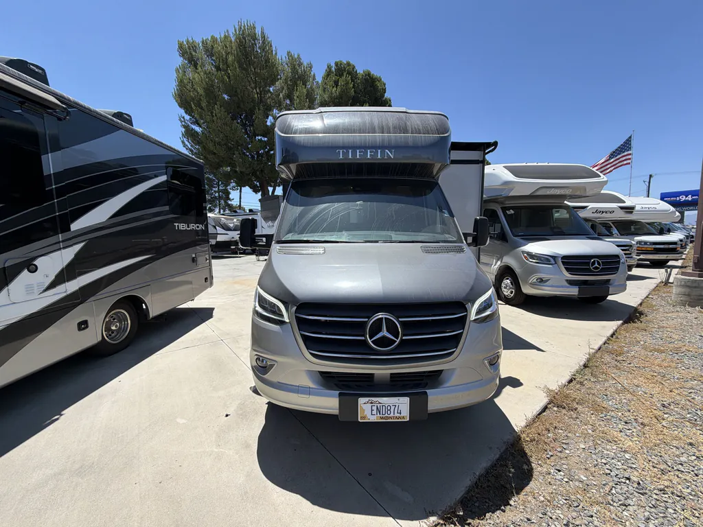 2020 Tiffin Wayfarer 25 RW, Photos photo 4