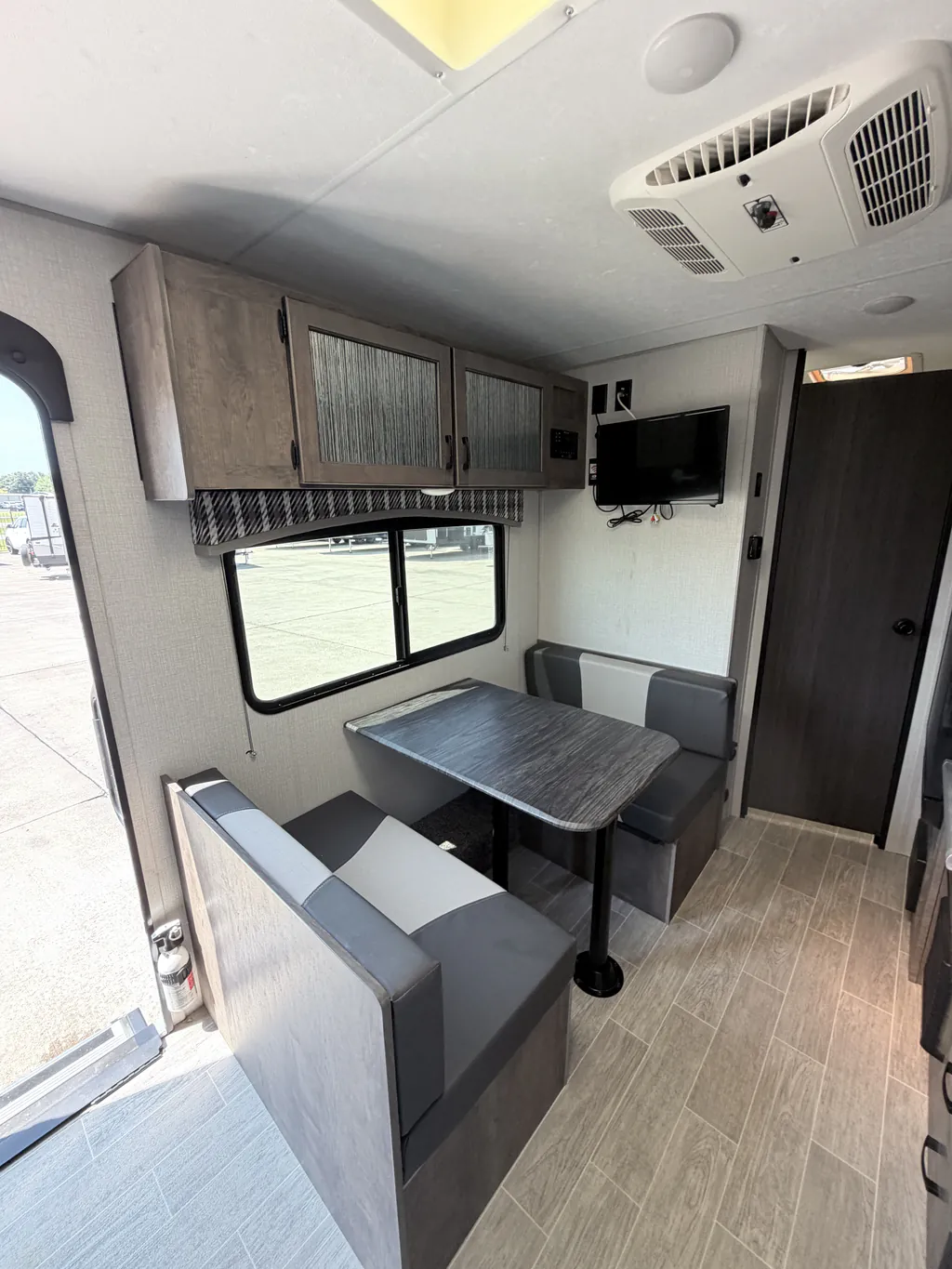 2021 Venture RV Sonic SN190VRB, Photos photo 9