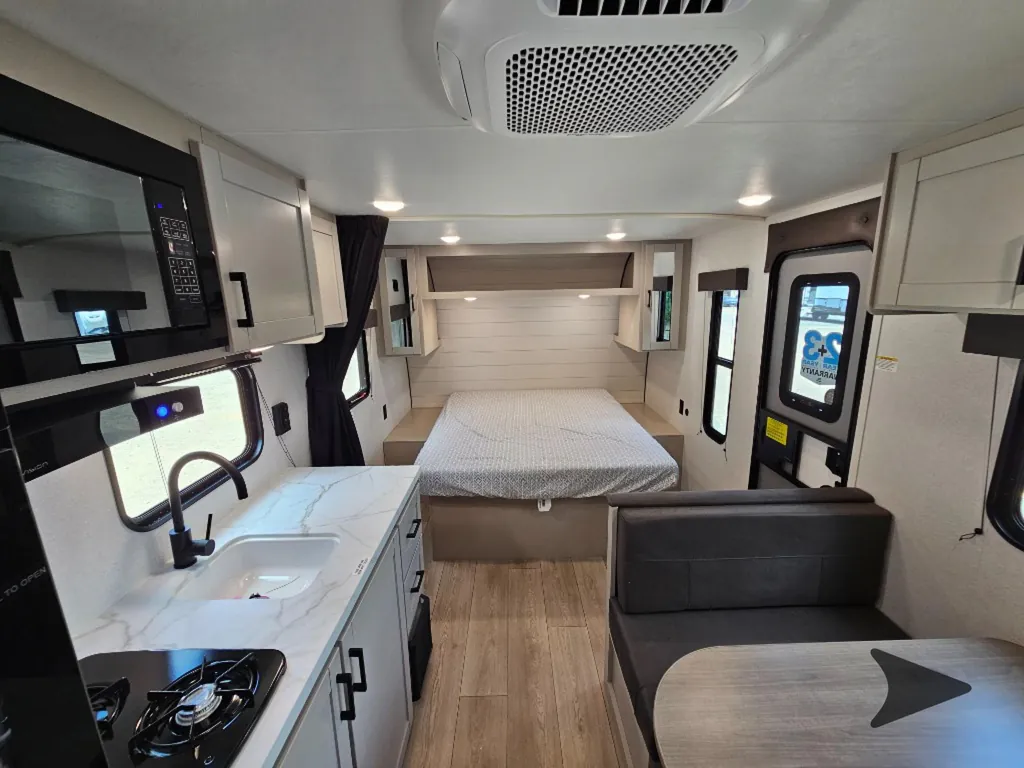 2027 Jayco Jay Flight 175FQ, Photos photo 19