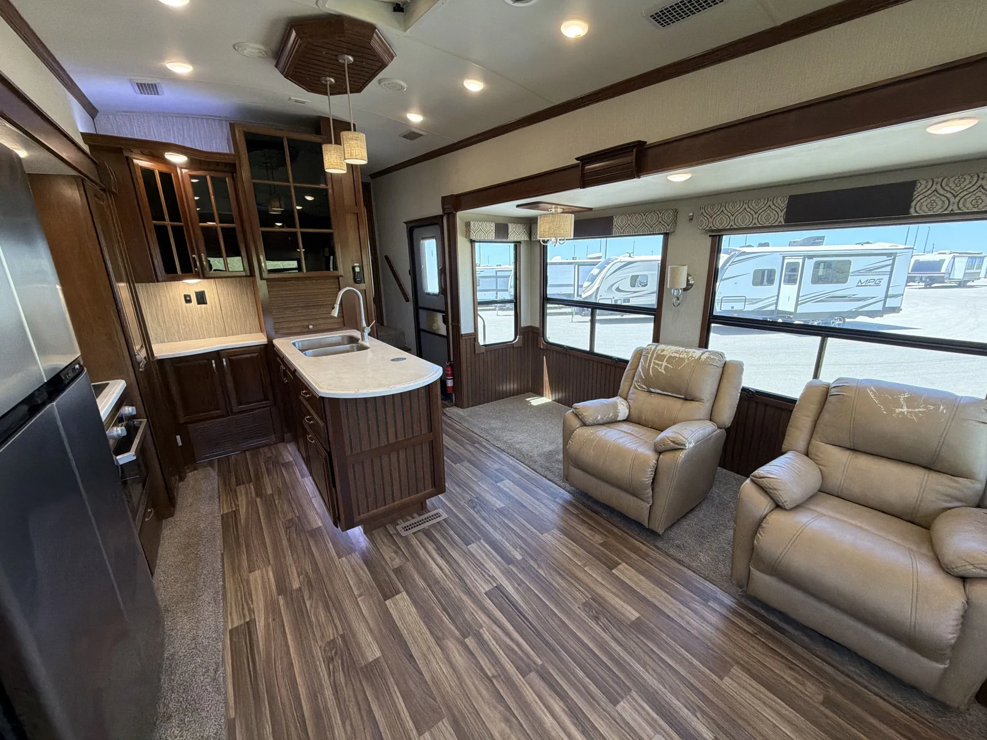 2018 Forest River Cardinal Luxury 3250RLX — living area main