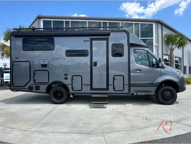 2027 Winnebago EKKO 23B - Photo 3