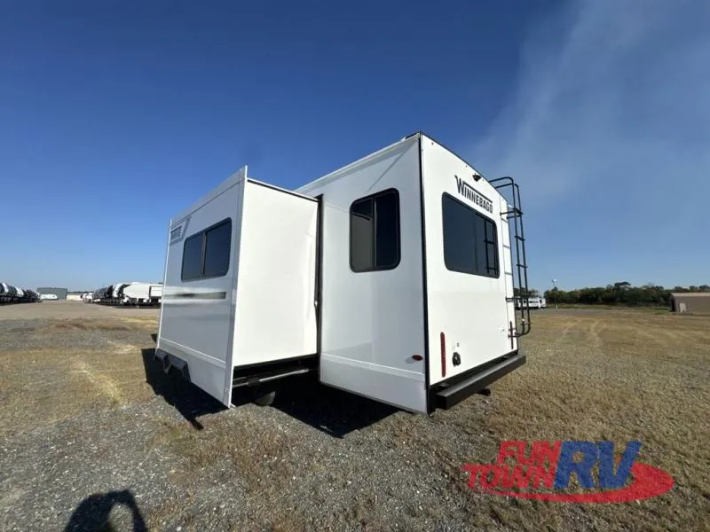 2026 Winnebago Thrive 25RLS - Photo 4