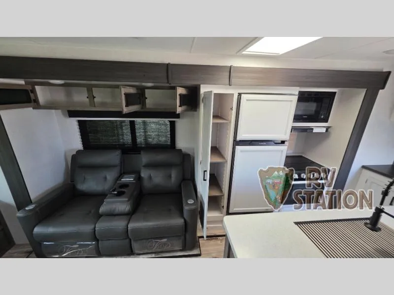 2023 Venture RV SportTrek Touring Edition 343VIK - Photo 4