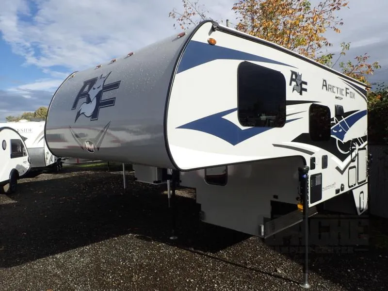 2023 Northwood Arctic Fox Camper 811 - Photo 4