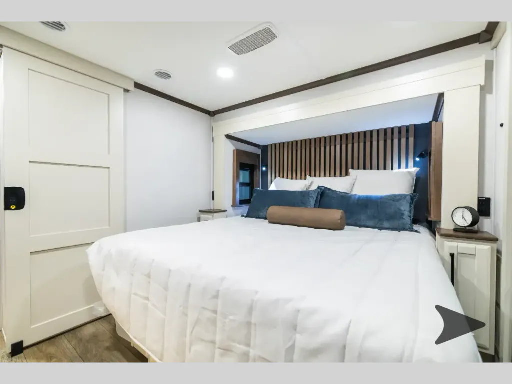 2027 Forest River RiverStone 44DBL, Photos photo 4