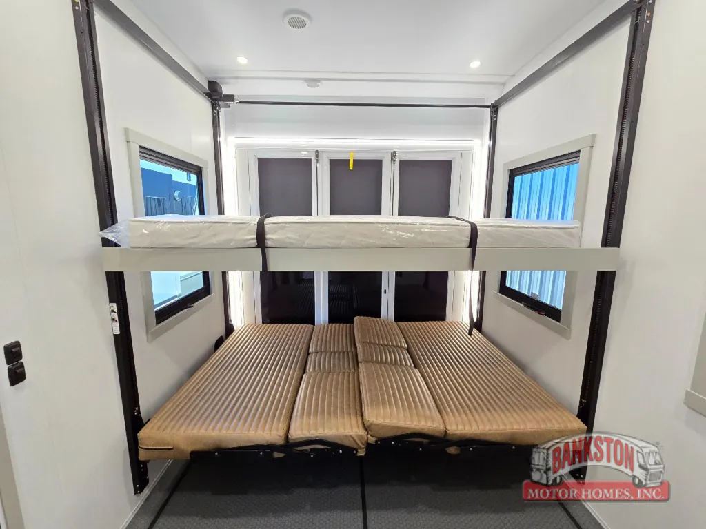 2026 Brinkley Model G 3970, Photos photo 19