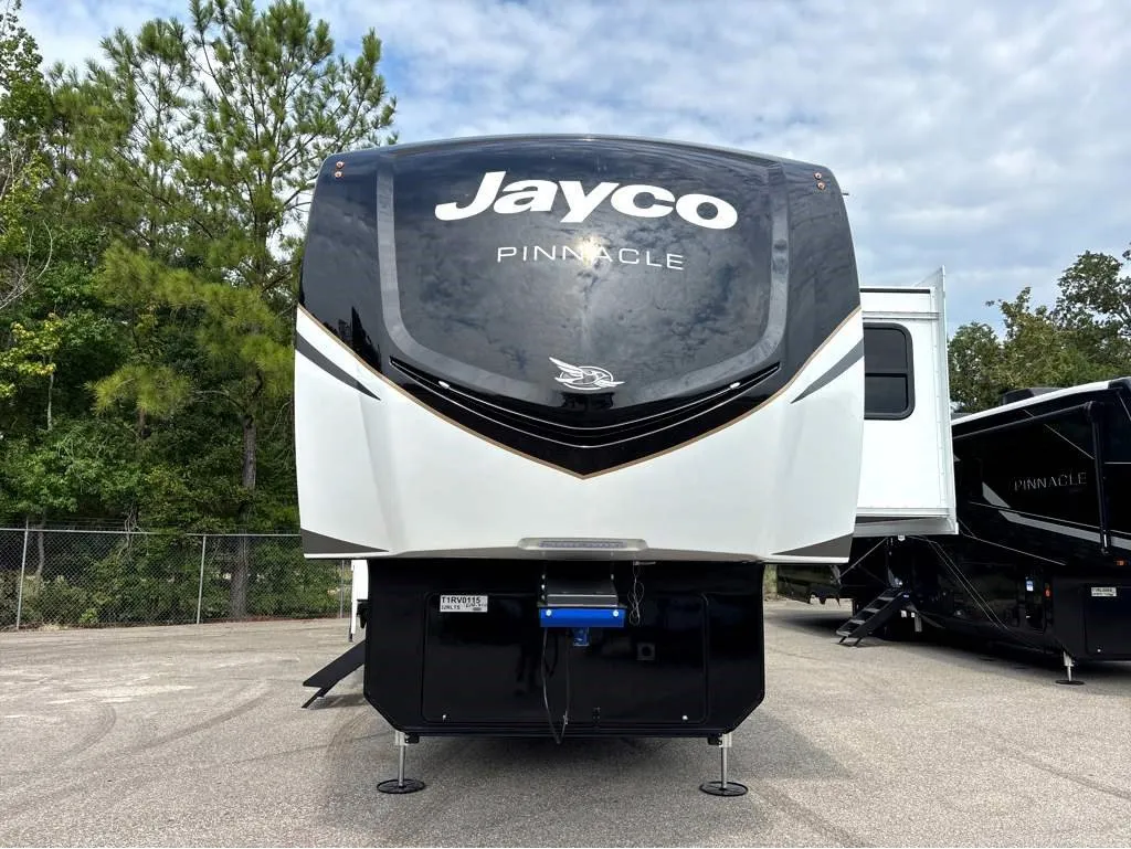 2026 Jayco Pinnacle 32RLTS - Photo 3