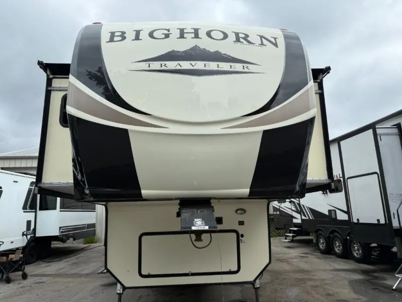 2019 Heartland Bighorn Traveler 39FL - Photo 3