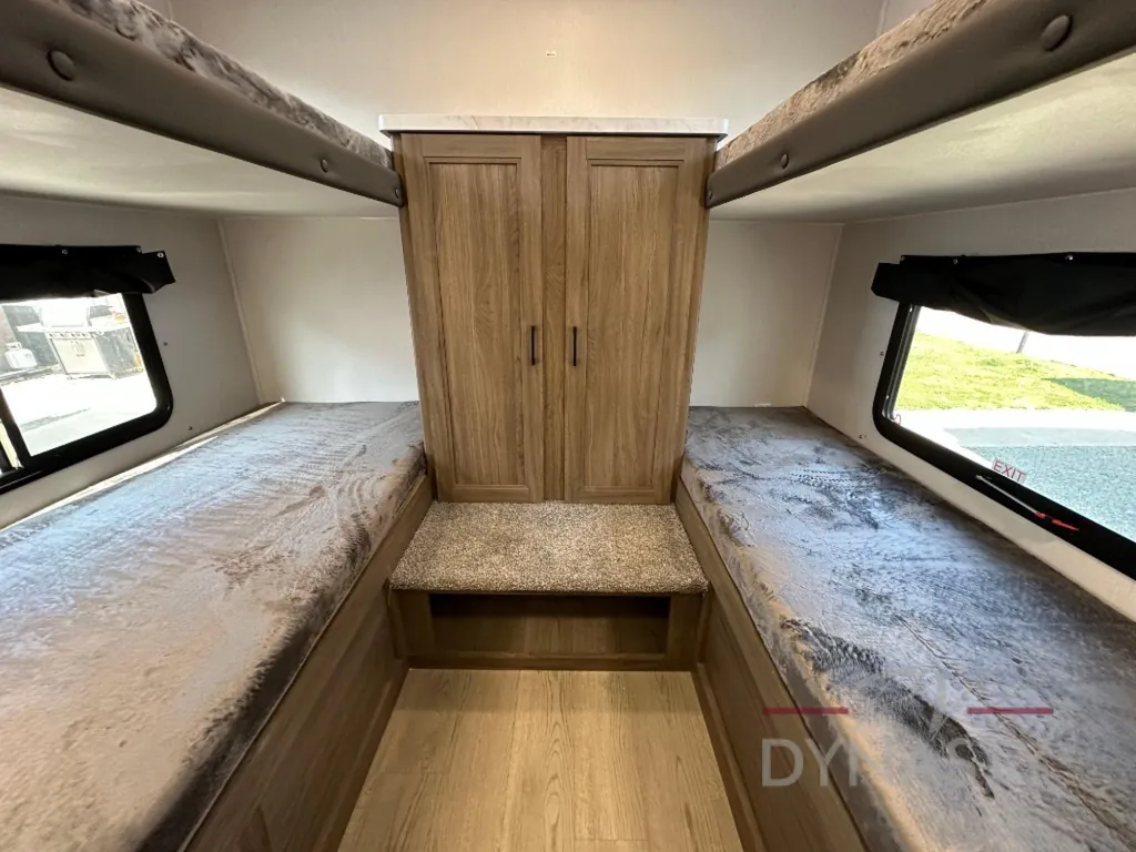 2025 Coachmen Freedom Express Select 29SE, Photos photo 48