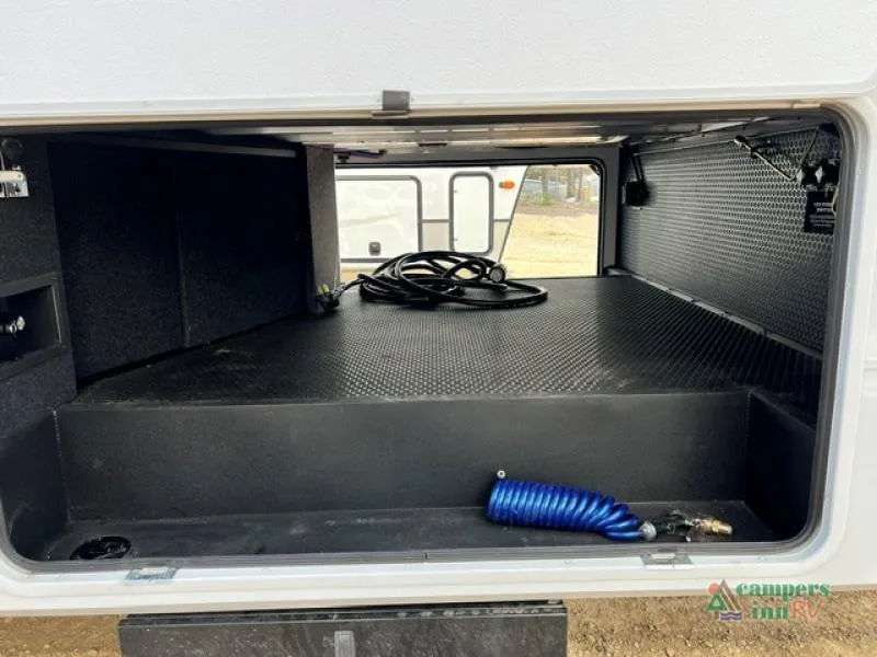 2025 Brinkley Model Z 3300 - Photo 4