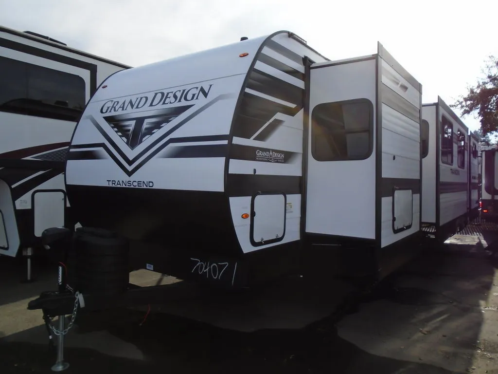 2026 Grand Design Transcend 335BHT - Photo 2