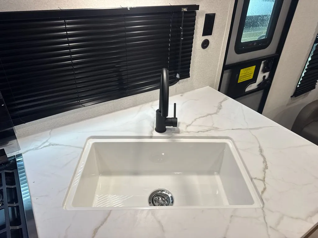 2027 Jayco Jay Flight SLX 262RLSW, Photos photo 19