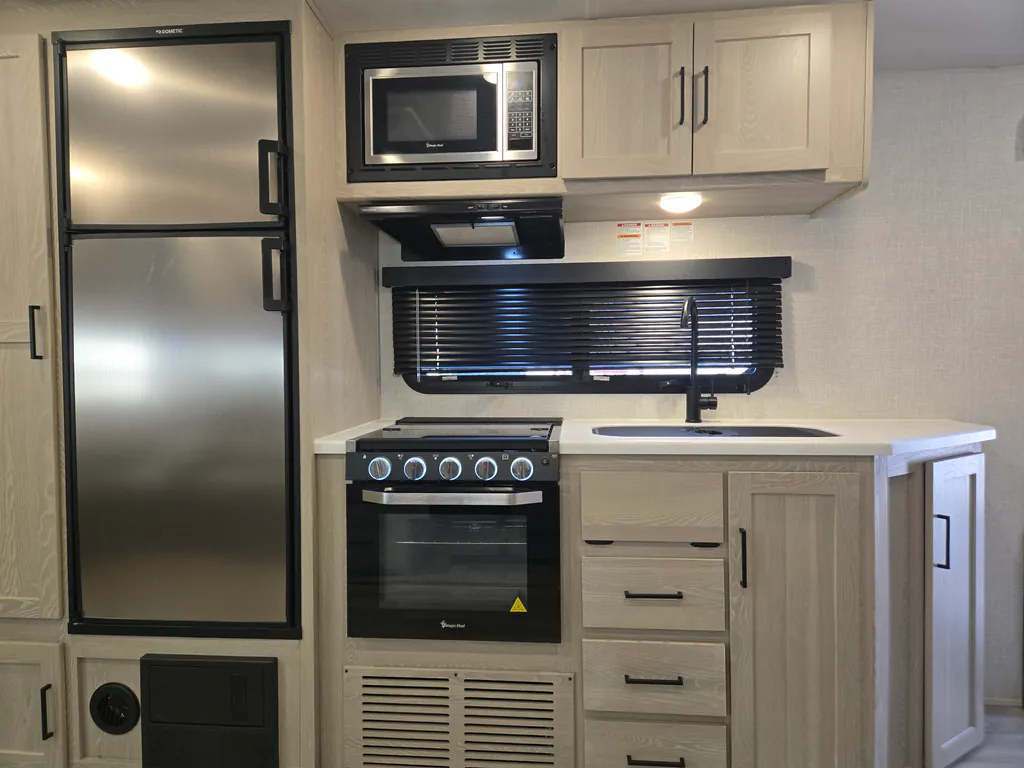 2022 Forest River Rockwood Roo 235S, Photos photo 14
