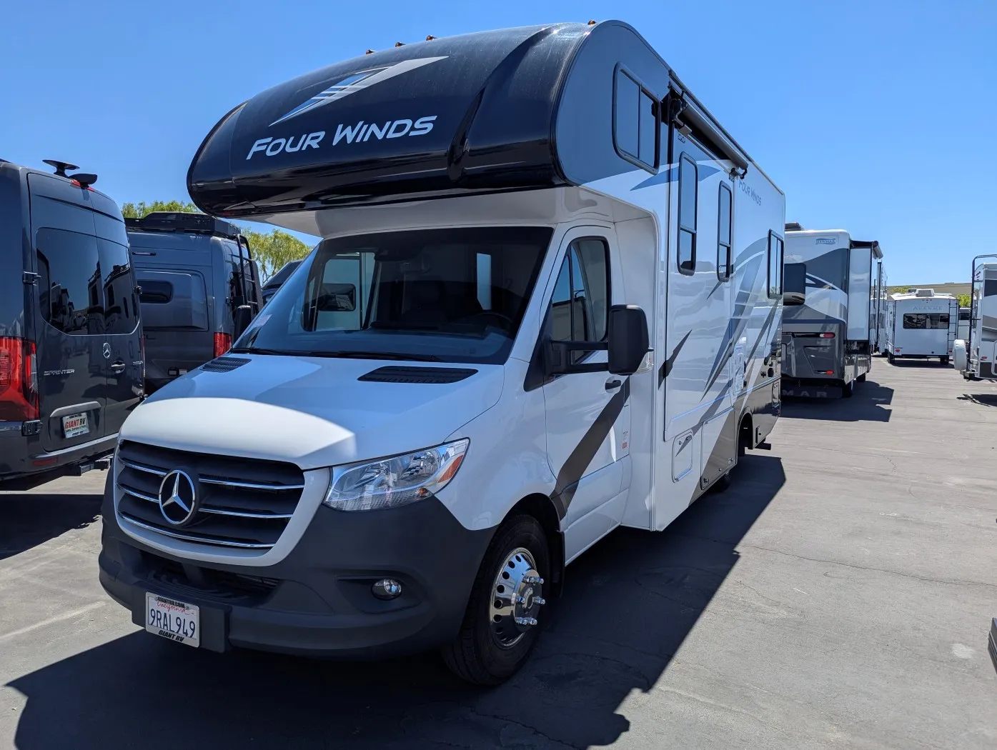 2024 Thor Motor Coach Four Winds Sprinter 24LW - Photo 3