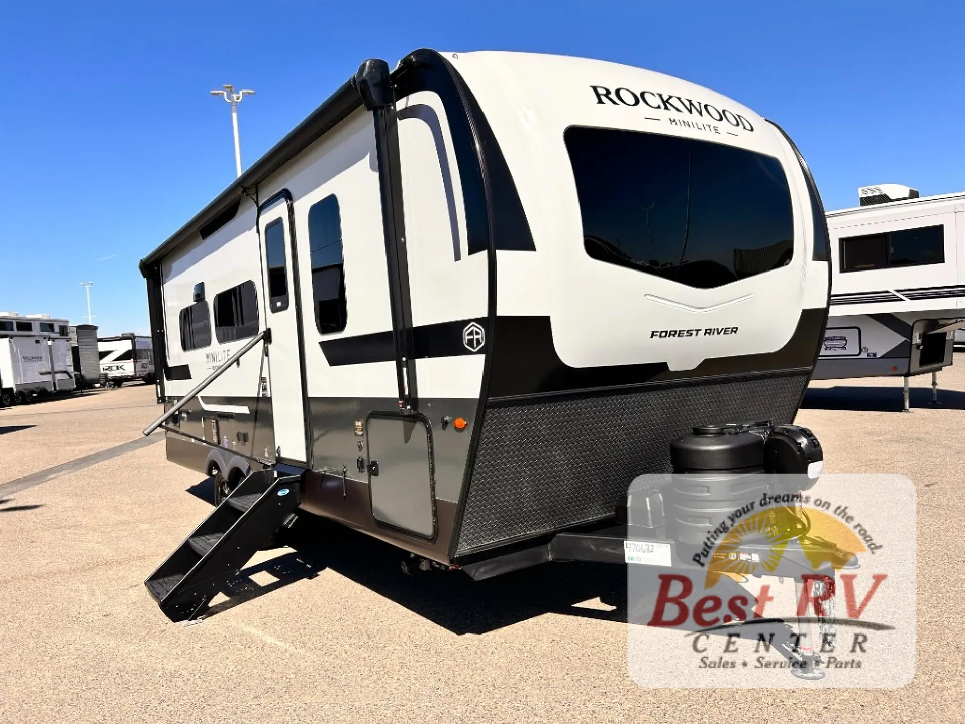 2027 Forest River Rockwood Mini Lite 2524FBT