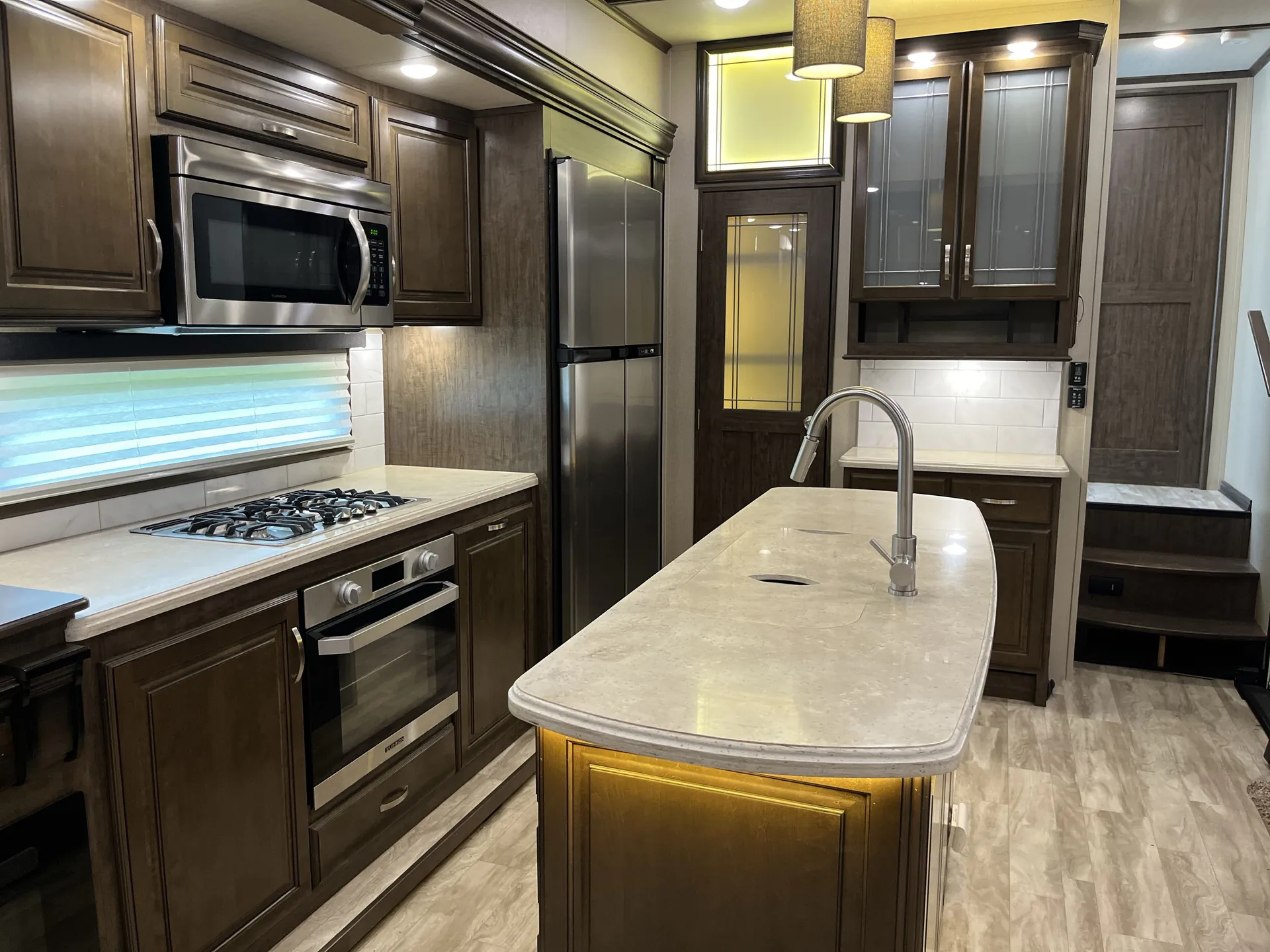2019 Grand Design Solitude 310GK — living area main