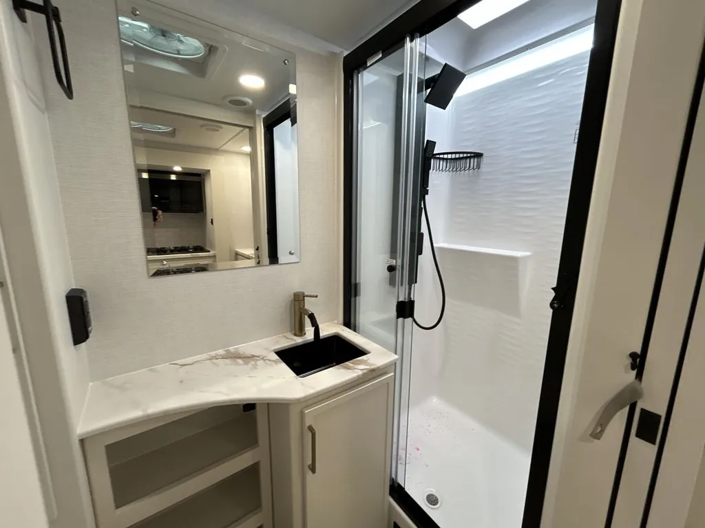 2026 Brinkley Model Ix 23X, Photos photo 16