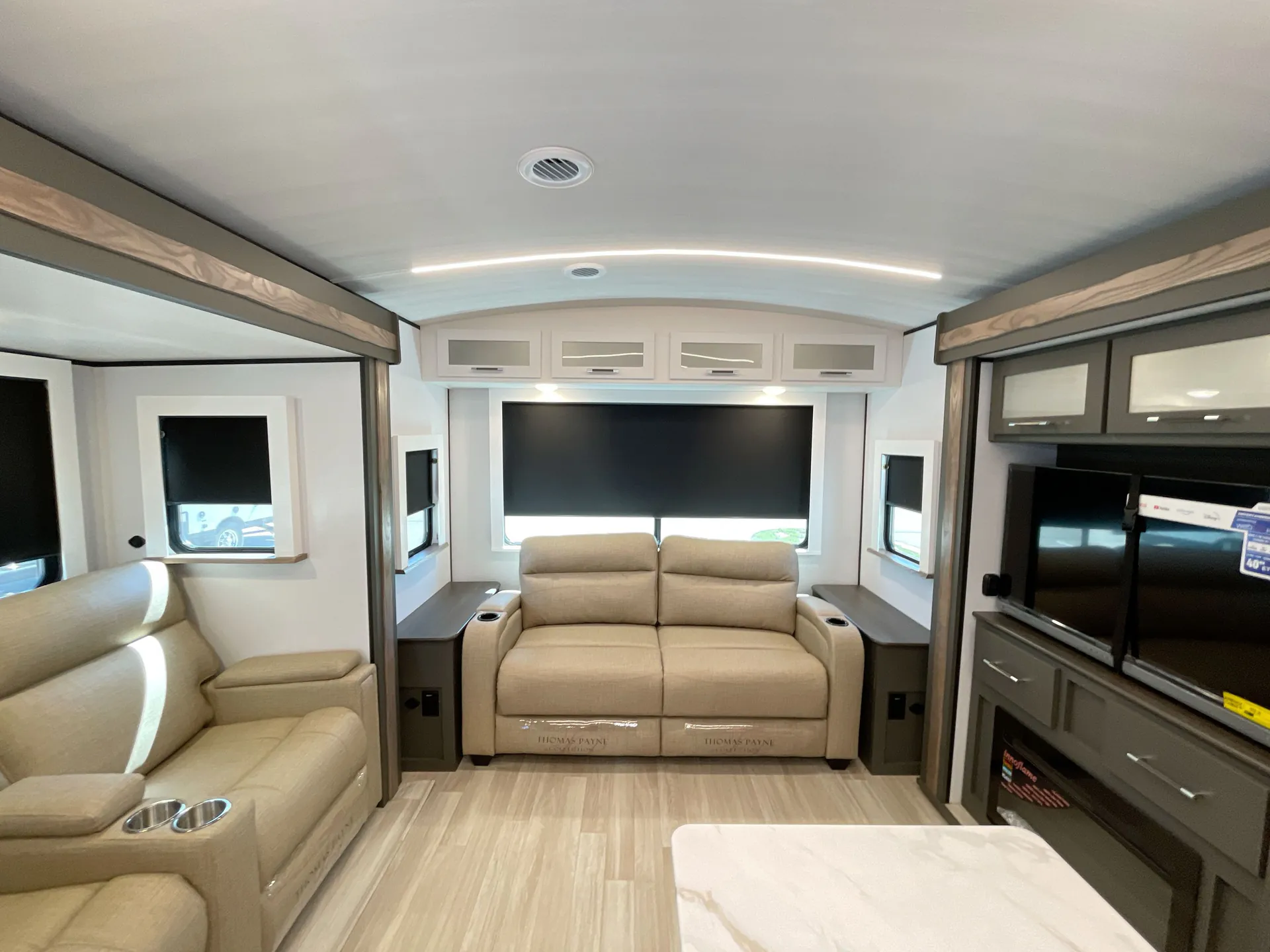 2026 Keystone Bullet Crossfire 287RLS — living area main