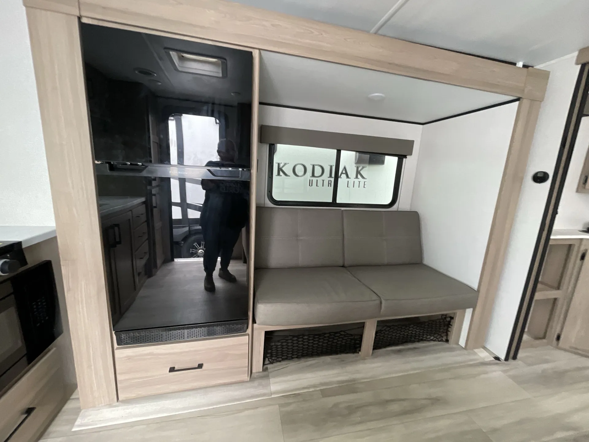 2025 Keystone Coleman Light 21RX — living area main