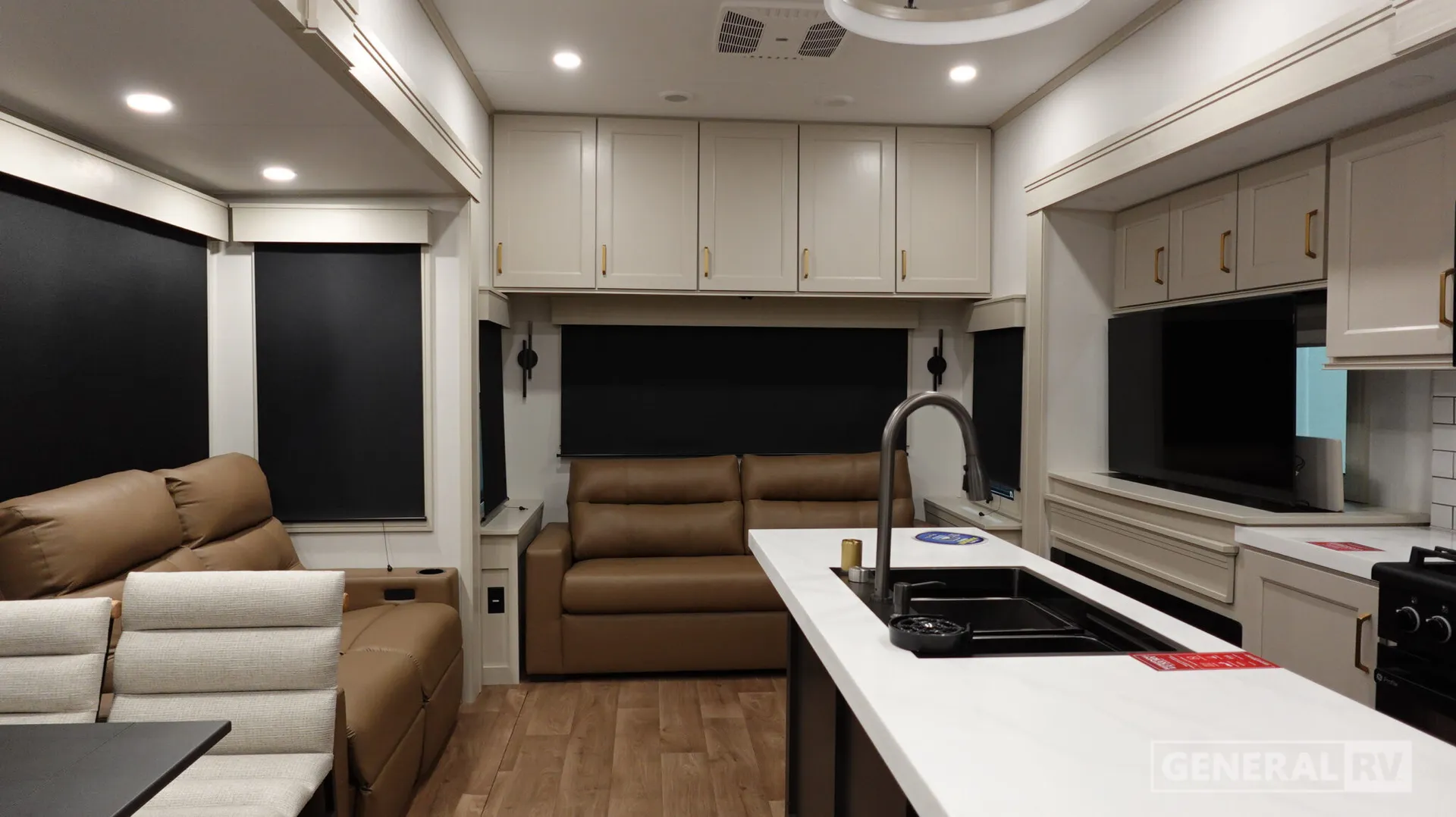 2027 Grand Design Solitude 310GK - Photo 3