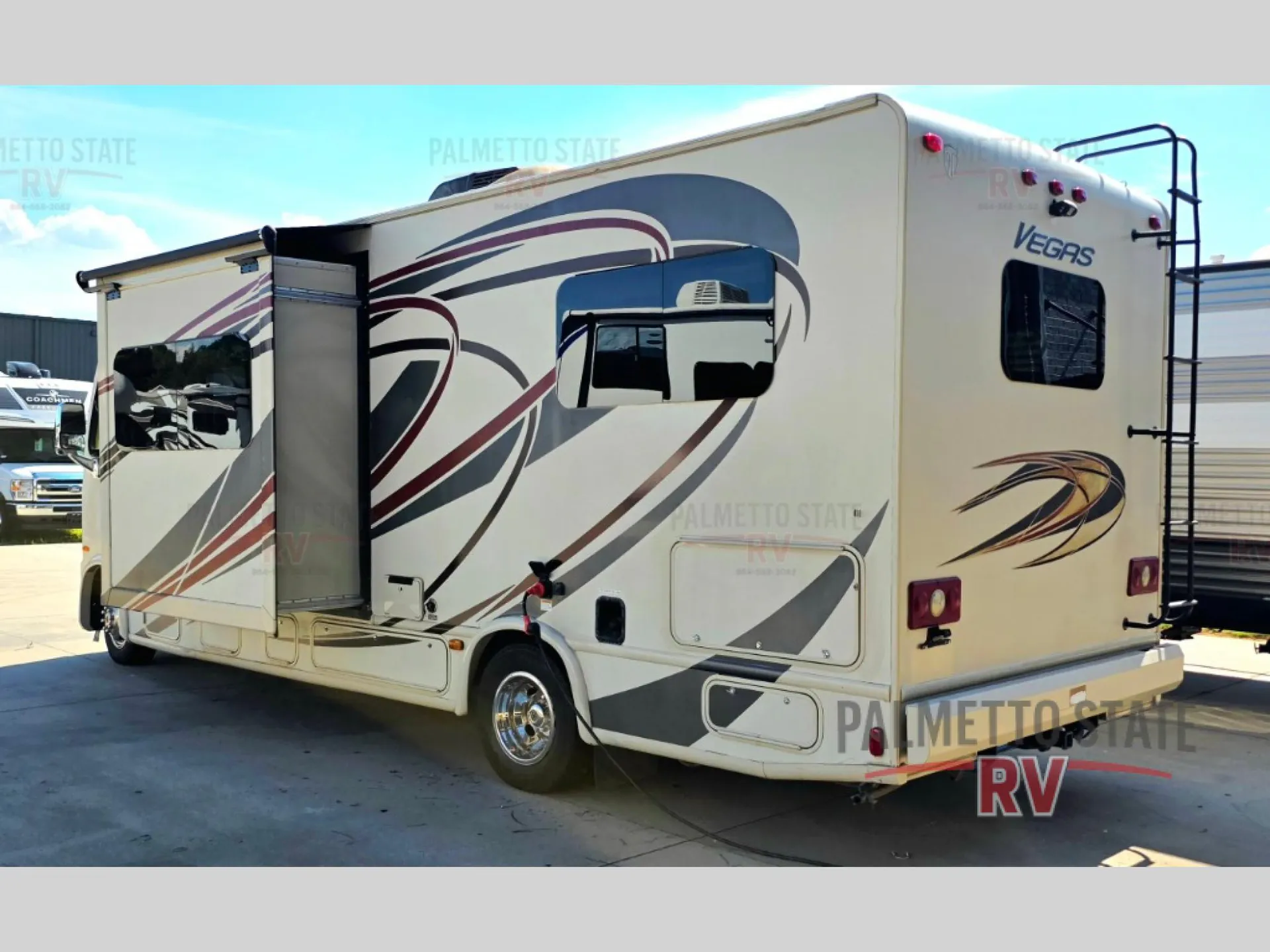 2015 Thor Motor Coach Vegas 24.1 - Photo 4