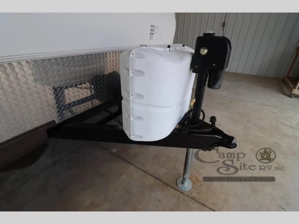 2014 Forest River Rockwood Ultra Lite 2702SS, Photos photo 13