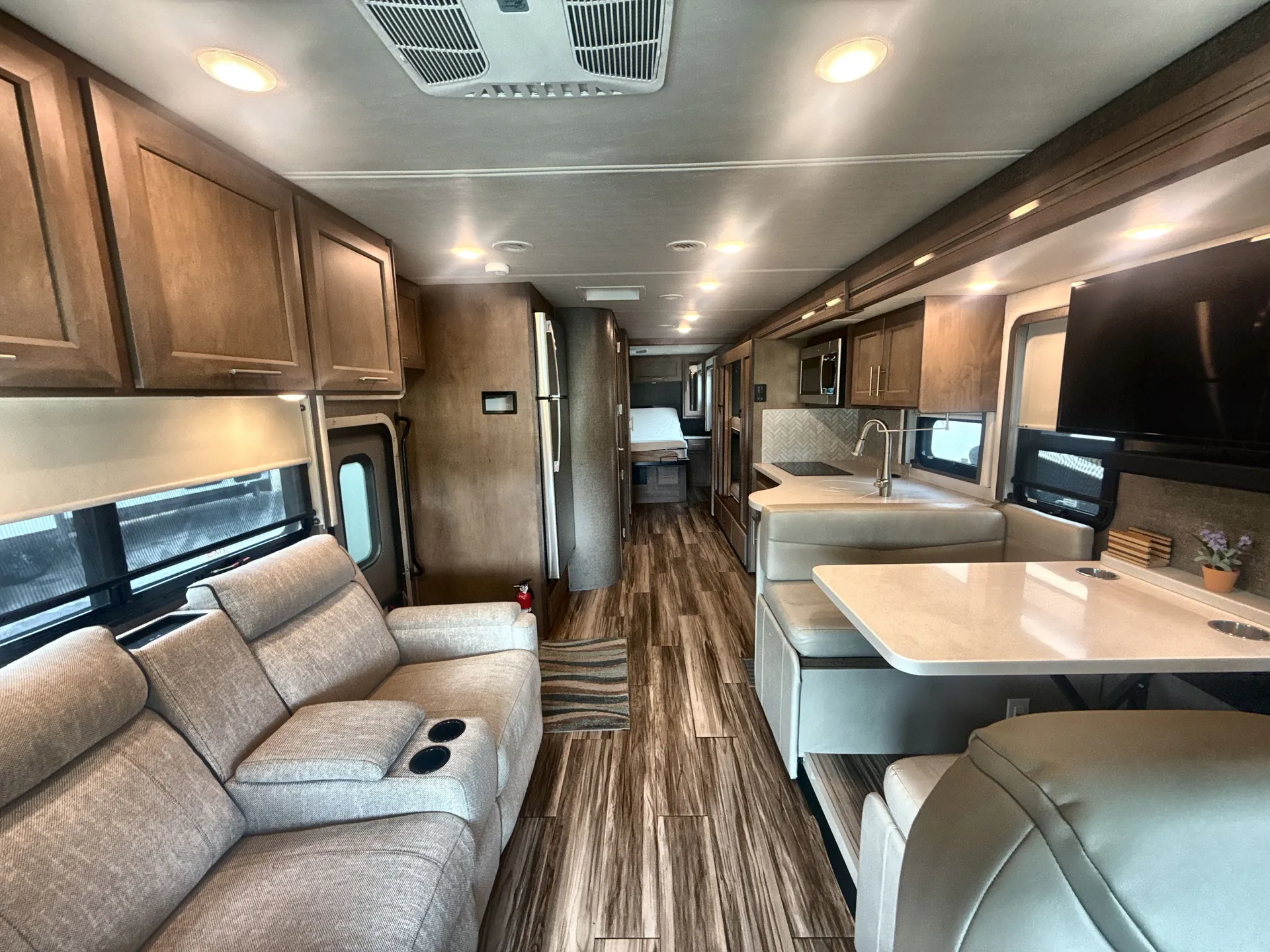 2022 Thor Motor Coach Palazzo 33.5 — living area main