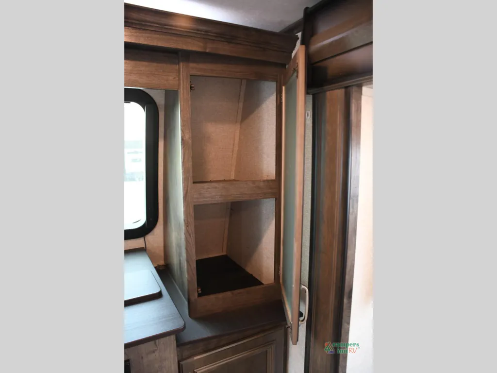 2019 Keystone Montana High Country 377FL, Photos photo 26