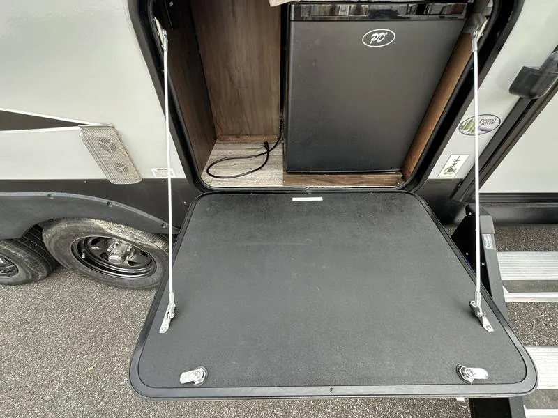 2019 Forest River Cherokee Alpha Wolf 26DBH-L, Photos photo 12