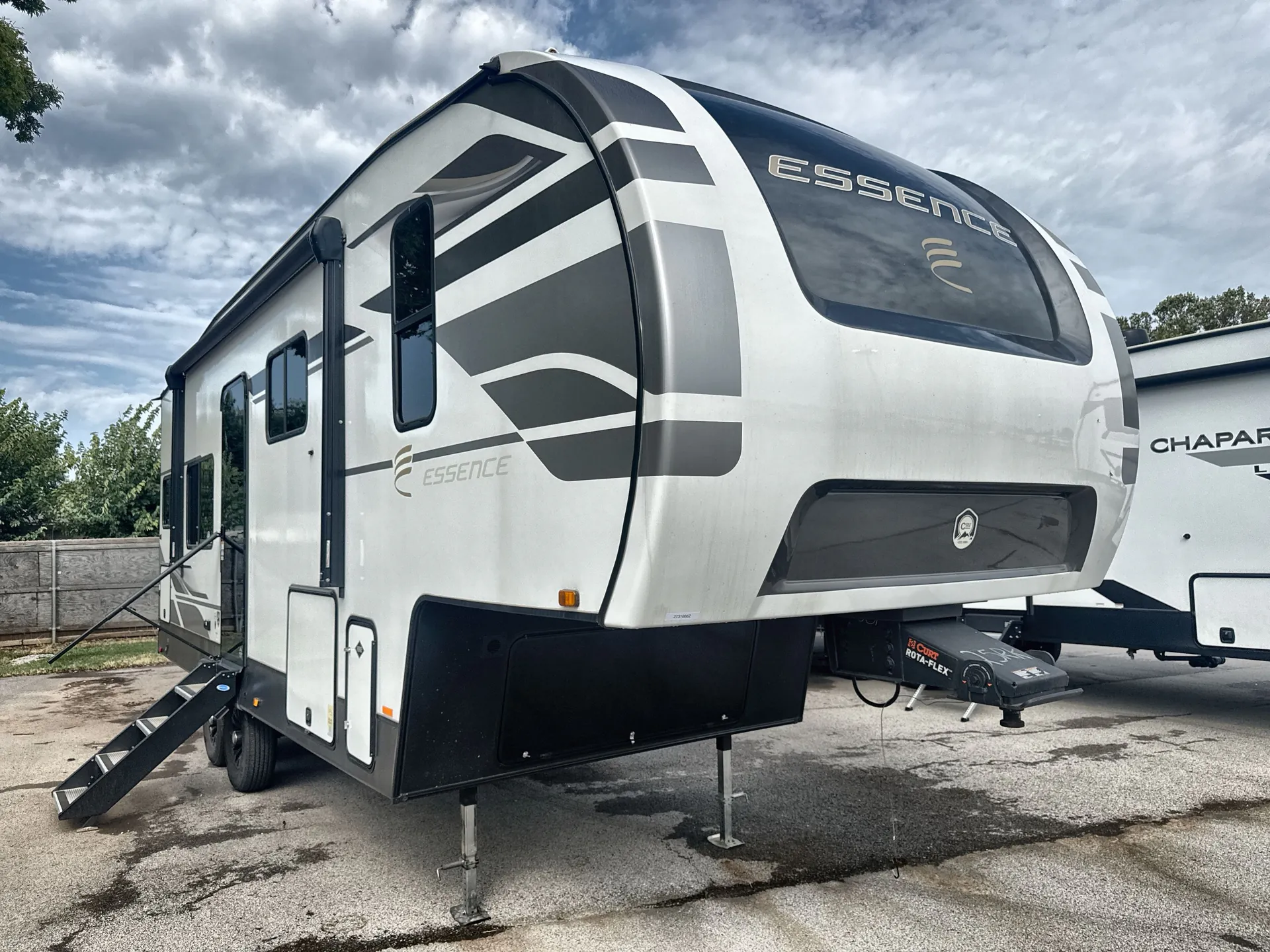 2025 Cruiser RV Essence 25RK - Photo 2