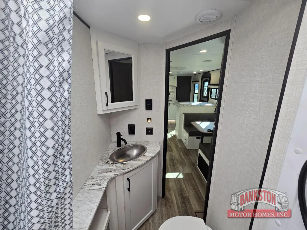 2026 Venture RV Stratus SR302VBH, Photos photo 26