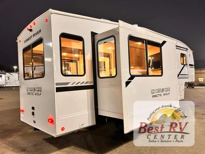 2026 Forest River Cherokee Arctic Wolf 27SGS - Photo 4