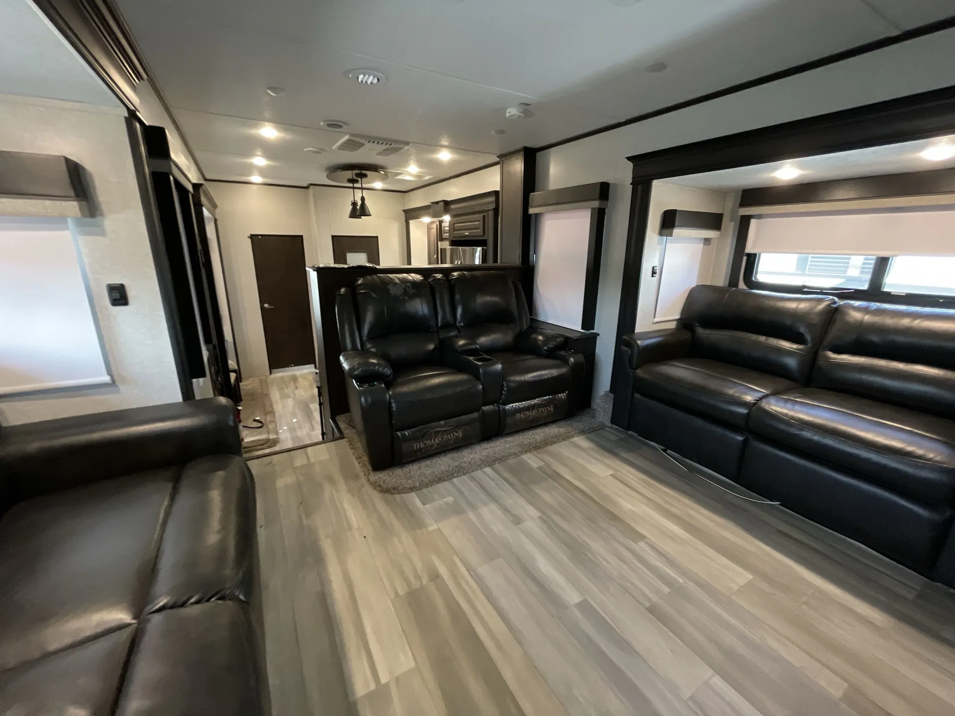 2021 Coachmen Brookstone 344FL — living area main