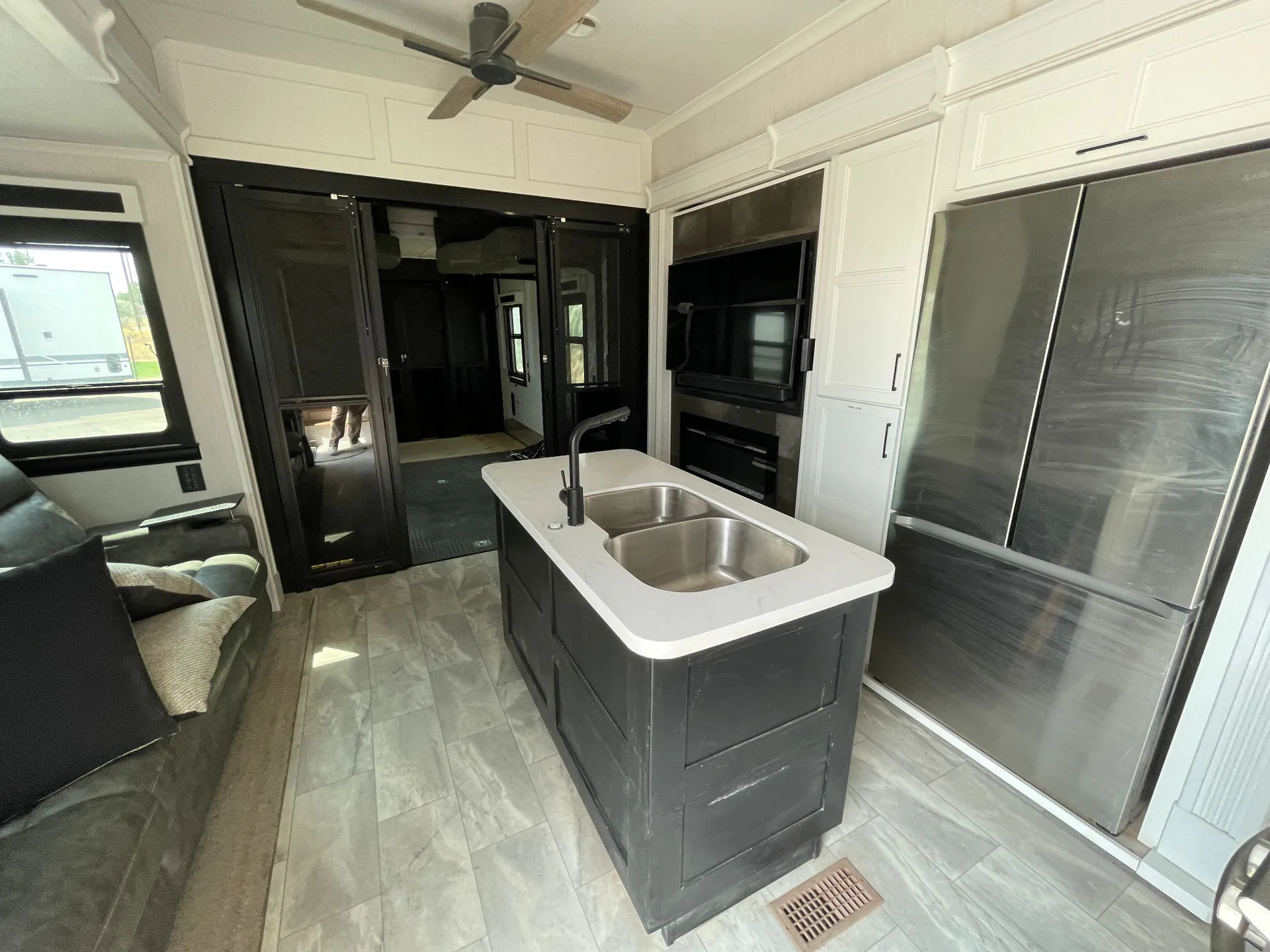 2023 Forest River RiverStone 45BATH - Photo 2