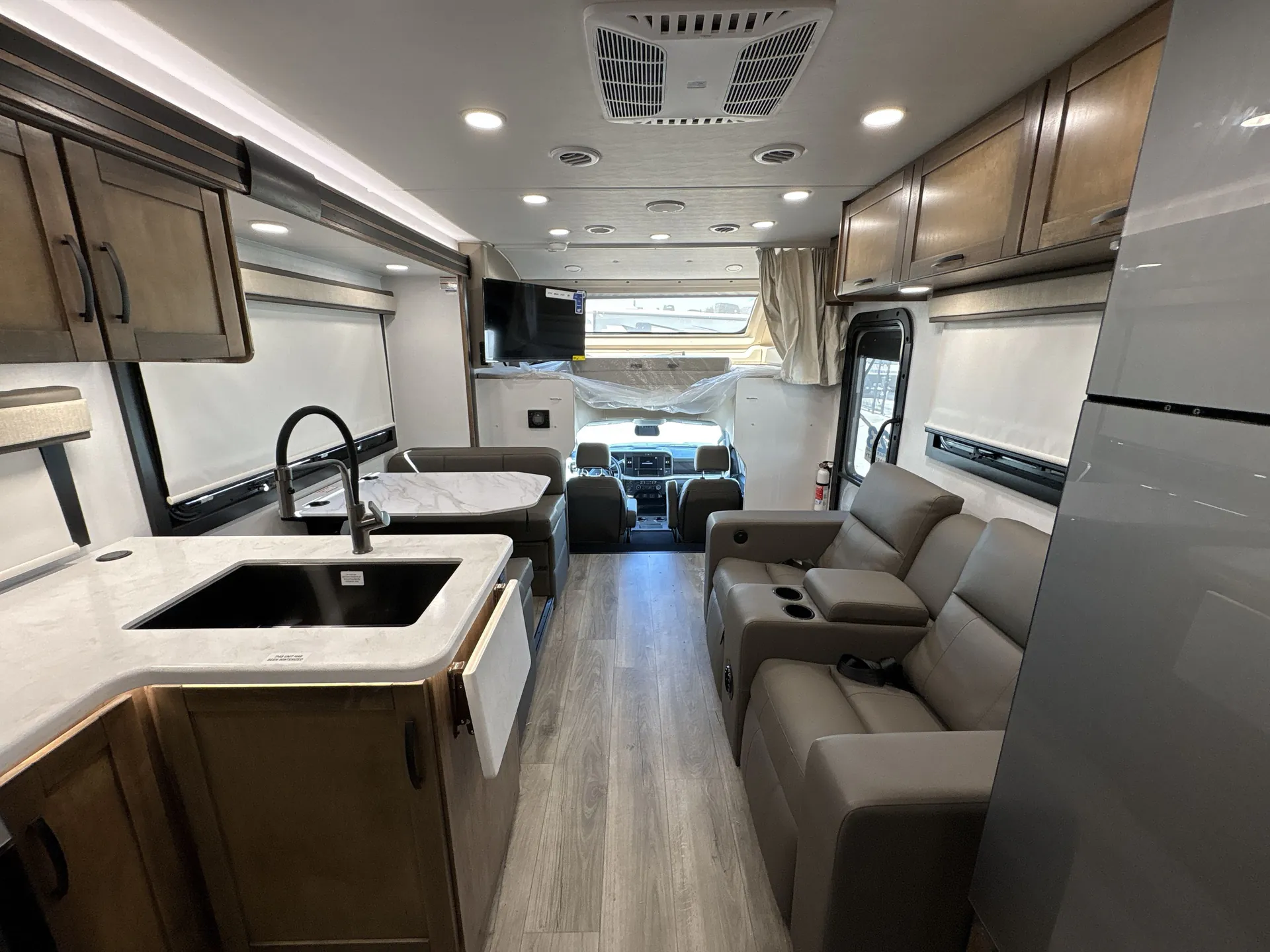 2026 Jayco Greyhawk XL 32U — living area main